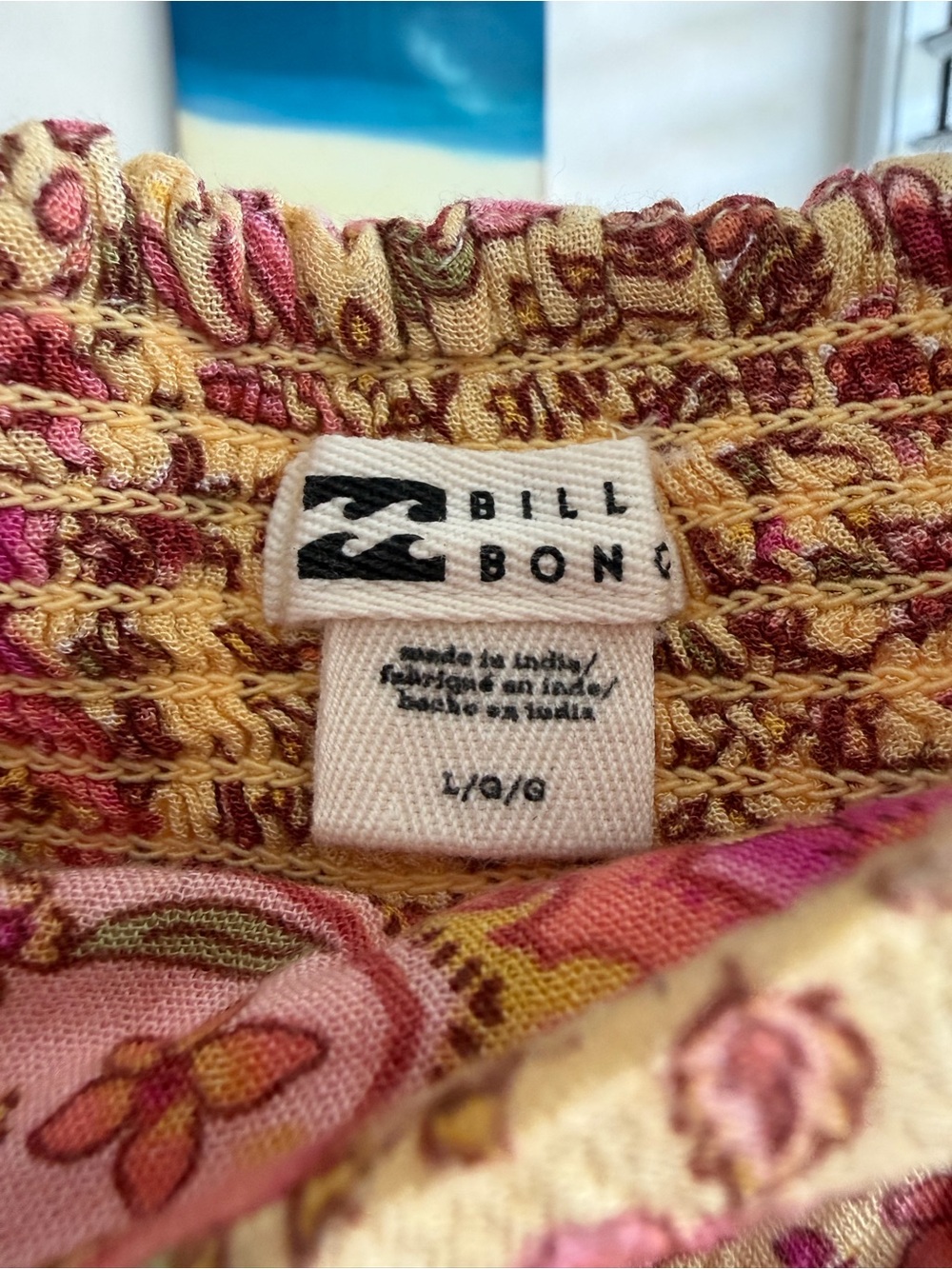 Dress Subcategory Identification - Picture 4 of 5